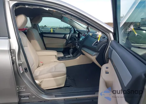 2015 Subaru Outback 2.5I Premium из США, поврежденный, VIN 4S4BSACCXF3338961